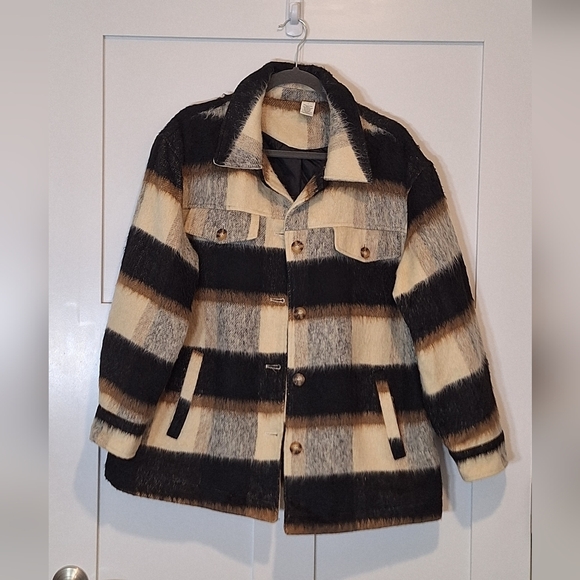 Wonderly Jackets & Blazers - Wonderly Button Up Down Plaid Shacket Coat Pockets Large Black Brown Cream Soft